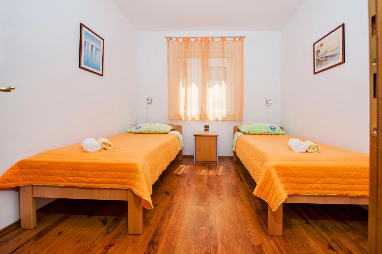 Apartments Bella B Rovinj Exterior photo