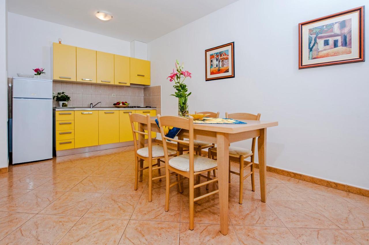 Apartments Bella B Rovinj Exterior photo