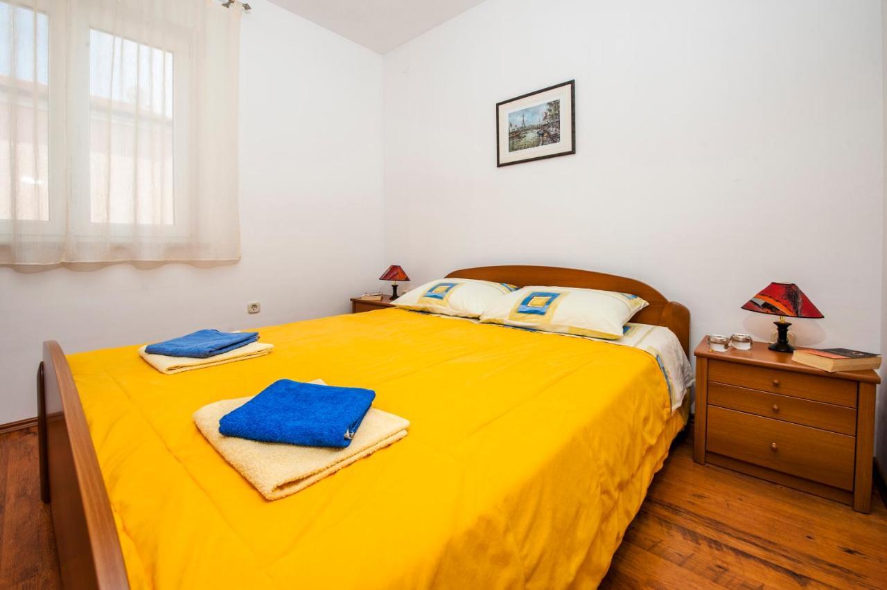 Apartments Bella B Rovinj Exterior photo